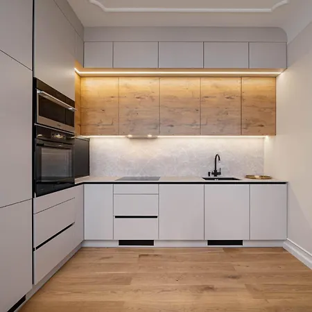 Quiet Minimalist By Innorental